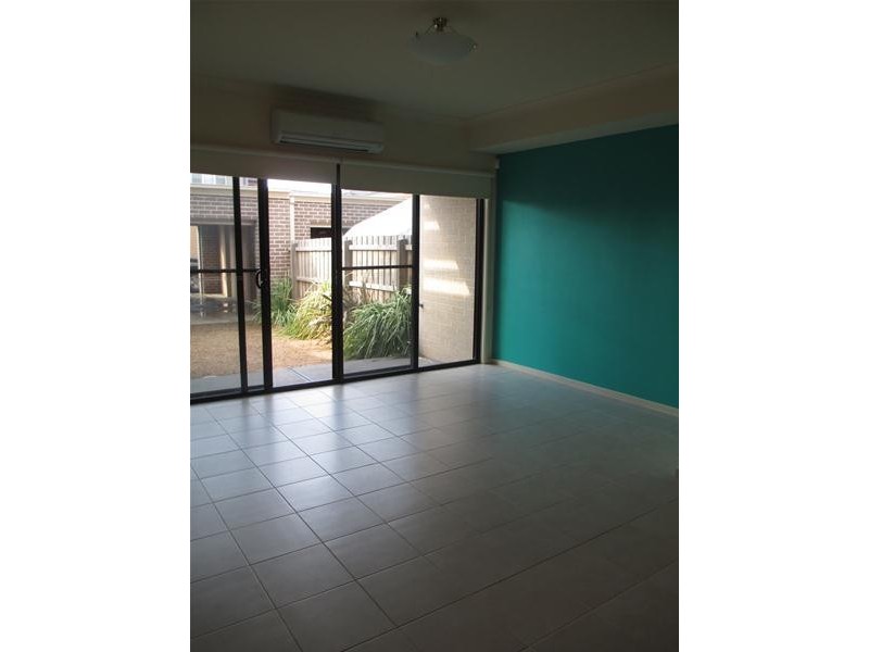 2/64 Everitt Street, Dandenong VIC 3175