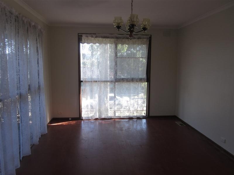 15 Aaran Close, Endeavour Hills VIC 3802