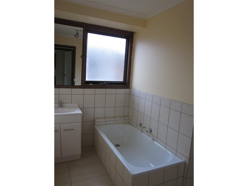 19 Clifton Way, Endeavour Hills VIC 3802