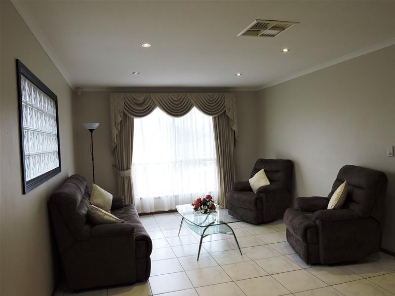 5 Dowell Court, Dandenong North VIC 3175