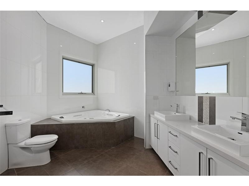 10 Portland Street, Mulgrave VIC 3170