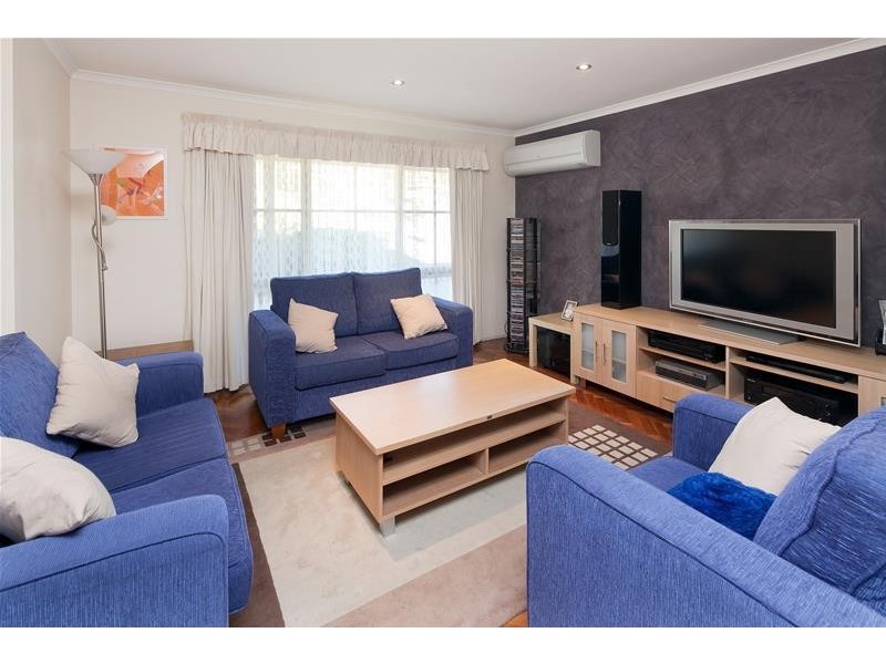 12 Garnet Close, Narre Warren VIC 3805