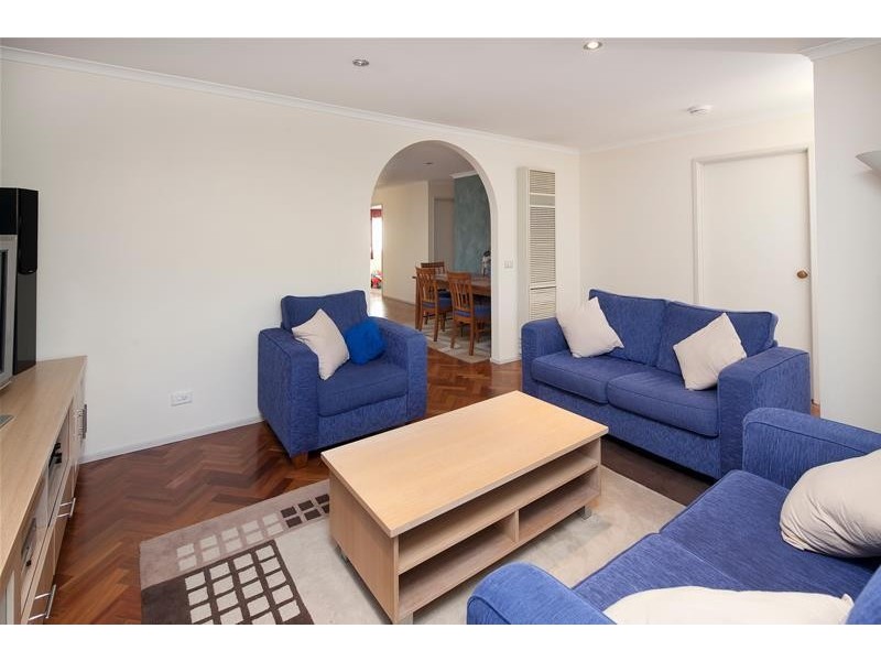 12 Garnet Close, Narre Warren VIC 3805