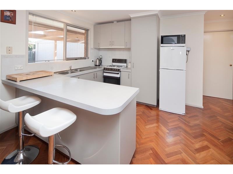 12 Garnet Close, Narre Warren VIC 3805