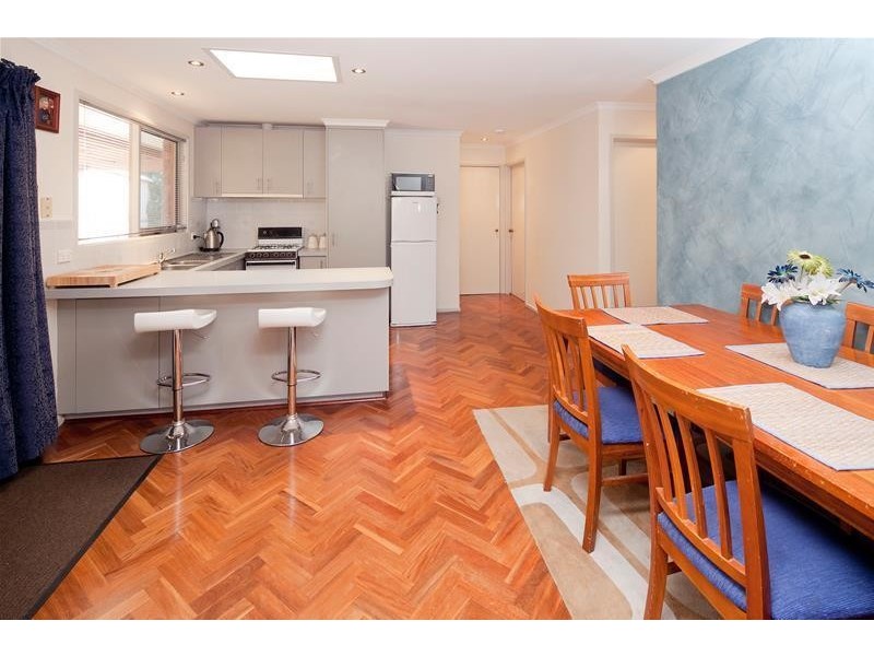 12 Garnet Close, Narre Warren VIC 3805