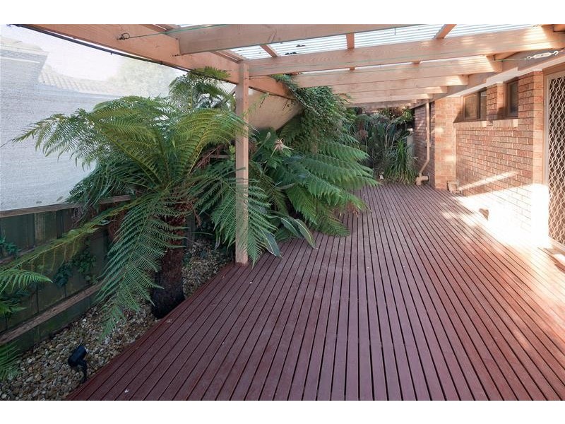 12 Garnet Close, Narre Warren VIC 3805