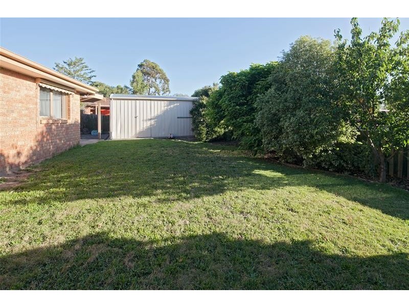 12 Garnet Close, Narre Warren VIC 3805