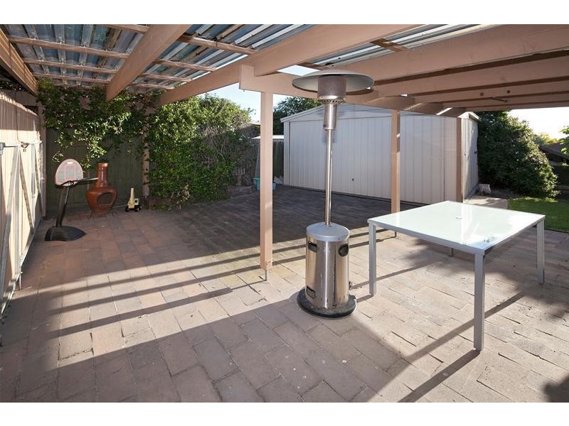 12 Garnet Close, Narre Warren VIC 3805