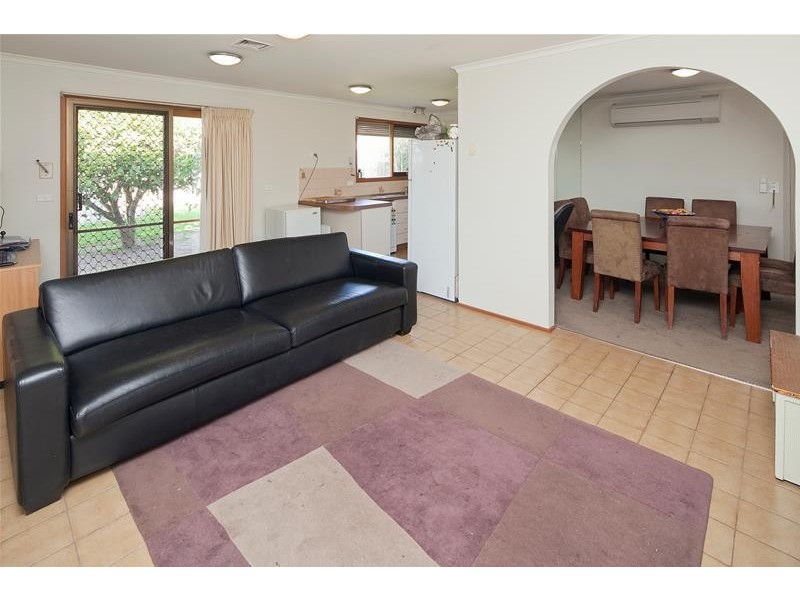 14 Huckson Rise, Dandenong North VIC 3175