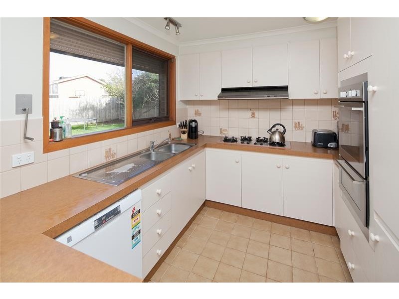 14 Huckson Rise, Dandenong North VIC 3175