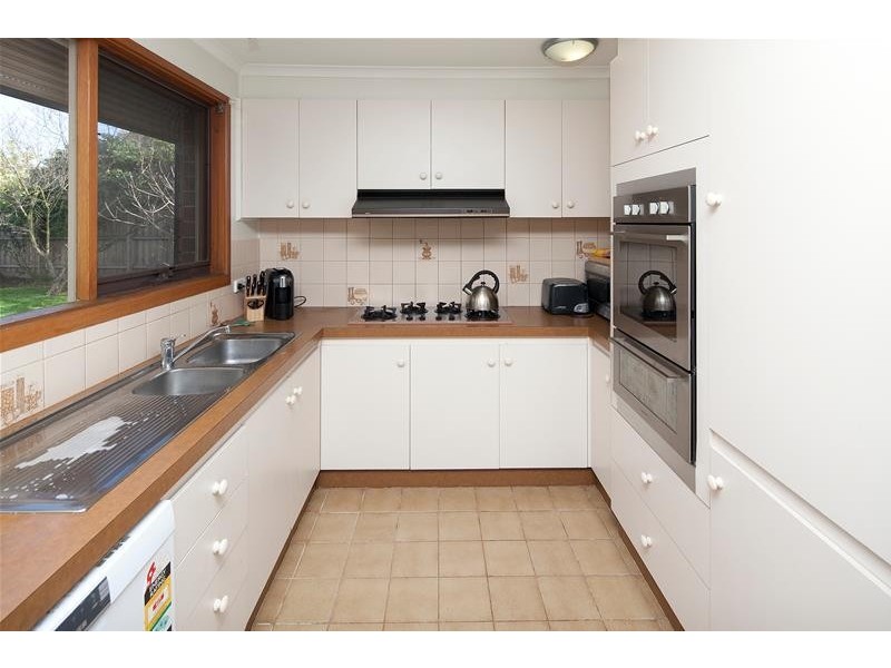 14 Huckson Rise, Dandenong North VIC 3175