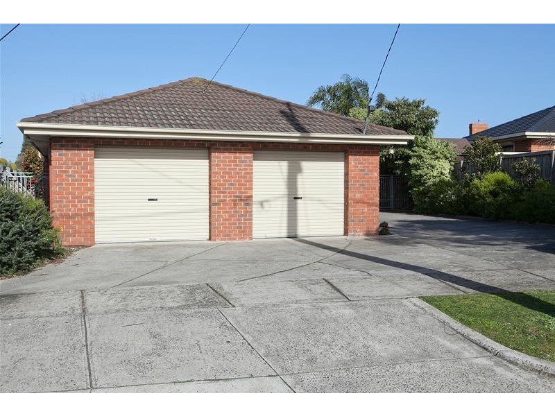 14 Huckson Rise, Dandenong North VIC 3175