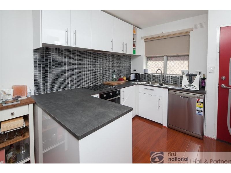 2/1 Carroll Avenue, Dandenong VIC 3175