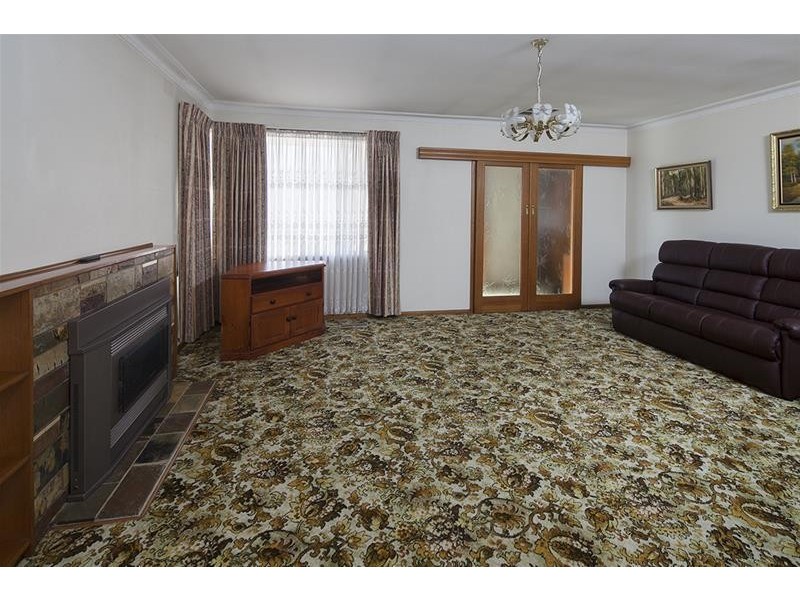 102 Gladstone Road, Dandenong North VIC 3175