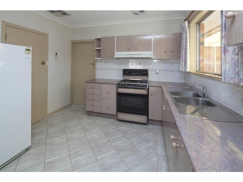 102 Gladstone Road, Dandenong North VIC 3175