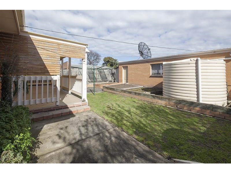 102 Gladstone Road, Dandenong North VIC 3175