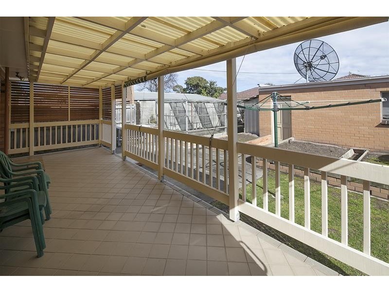 102 Gladstone Road, Dandenong North VIC 3175