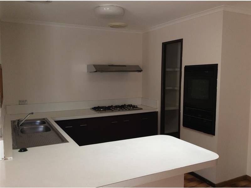 78 Scotsburn Way, Endeavour Hills VIC 3802