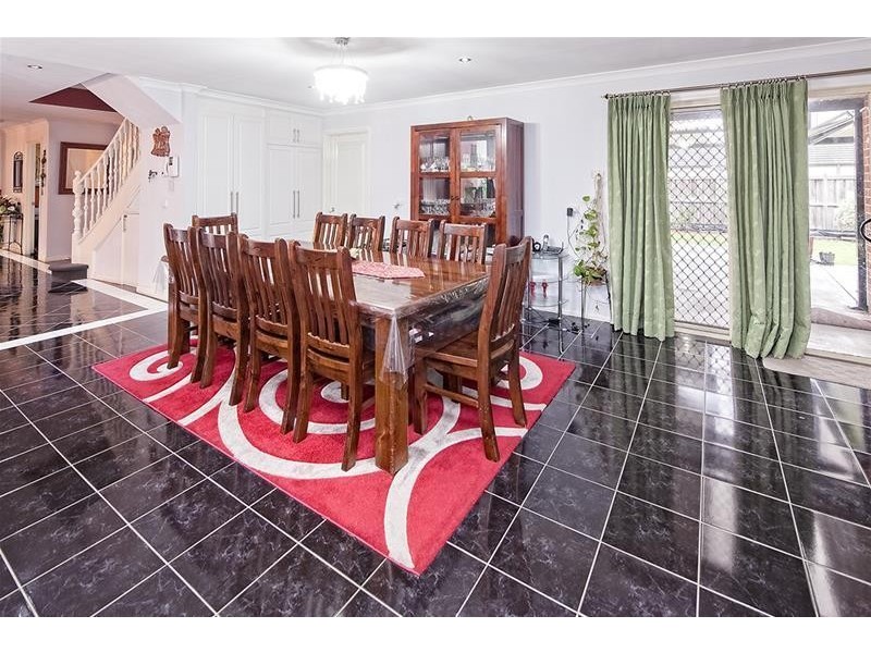 4 Roselea Place, Narre Warren North VIC 3804