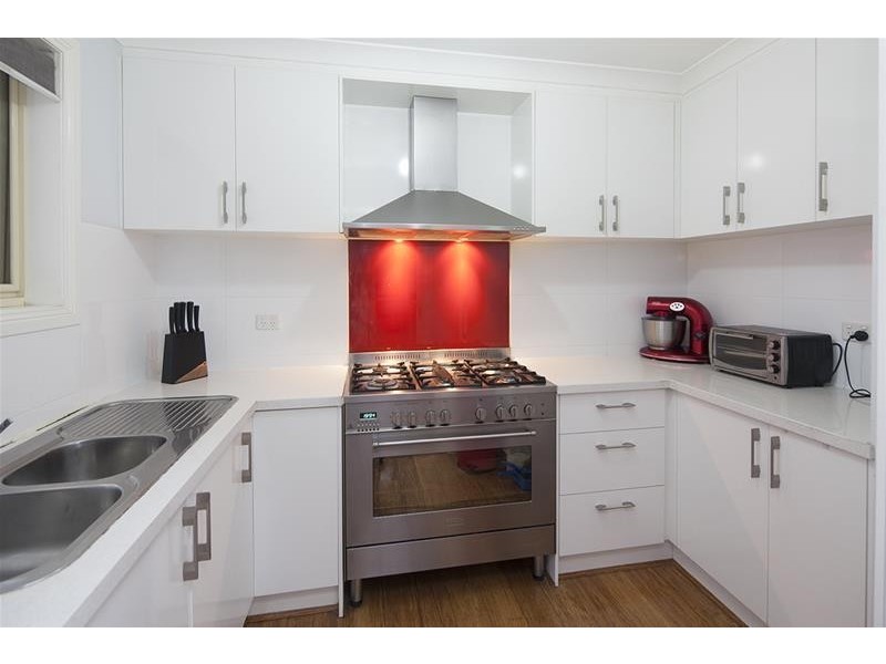 4 Roselea Place, Narre Warren North VIC 3804