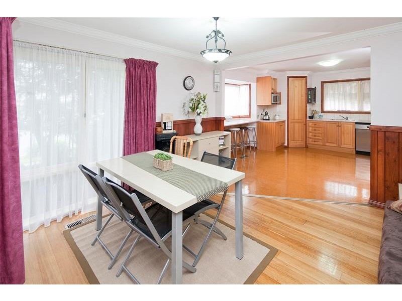 7 Warren Court, Dandenong North VIC 3175