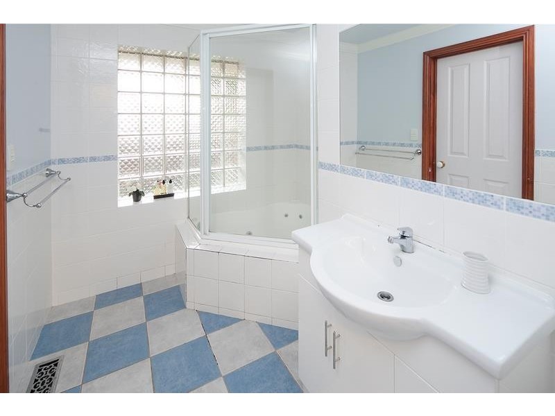 7 Warren Court, Dandenong North VIC 3175