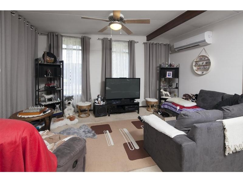 32 Booth Crescent, Dandenong North VIC 3175