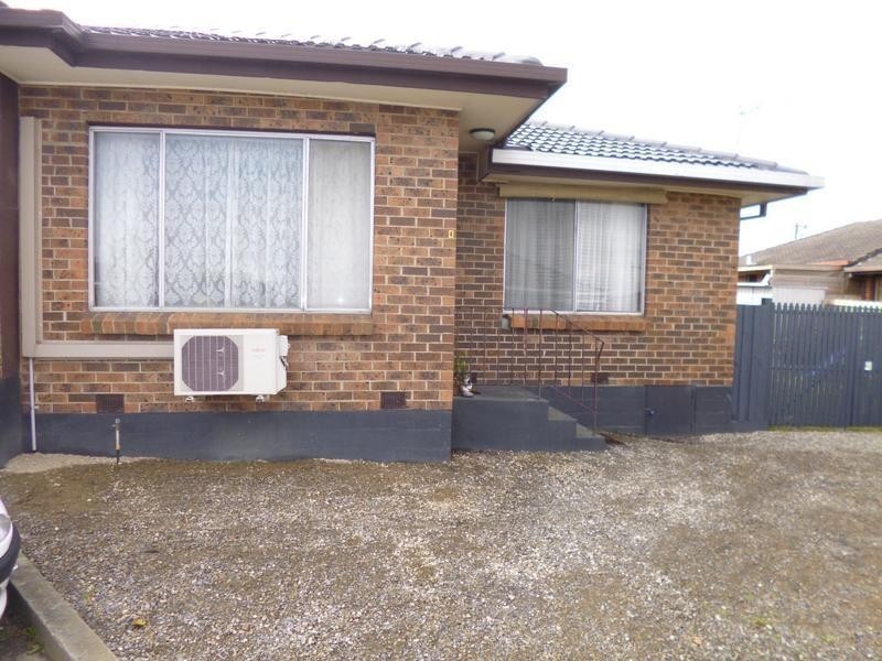 4/247 Gladstone Road, Dandenong North VIC 3175