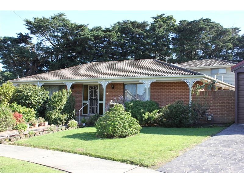 4 Isobella Court, Dandenong North VIC 3175