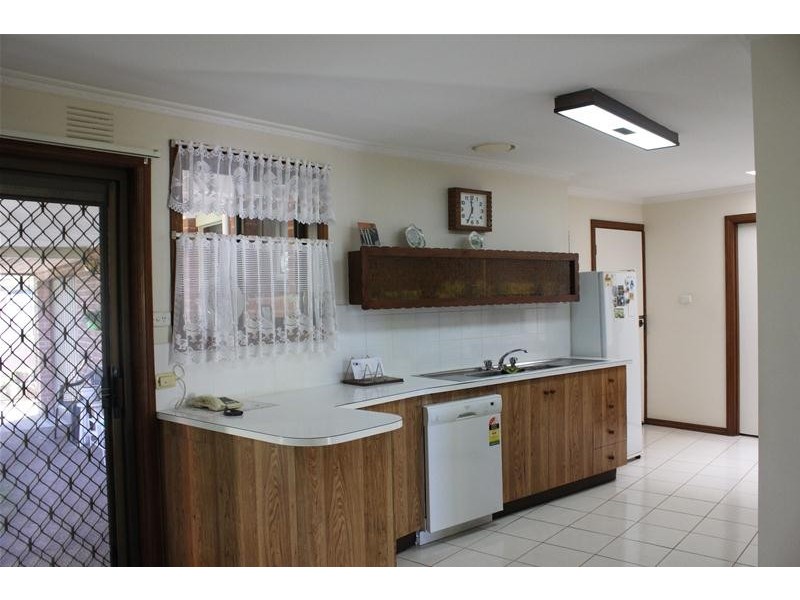 4 Isobella Court, Dandenong North VIC 3175