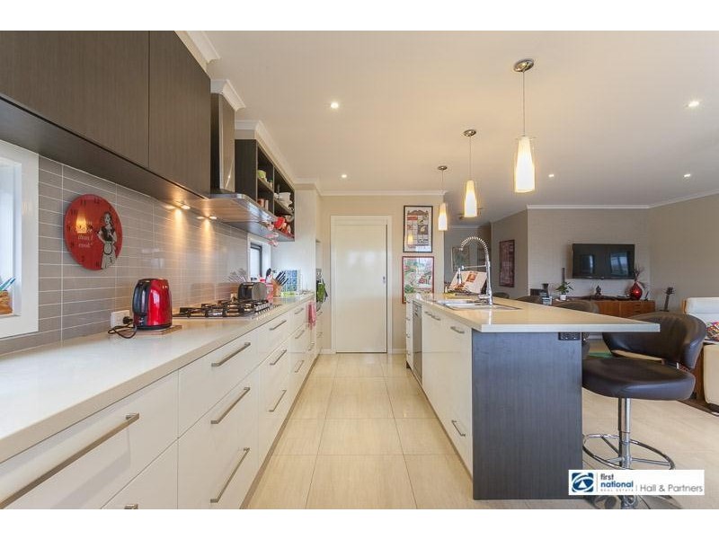 32 Jacaranda Street, Doveton VIC 3177