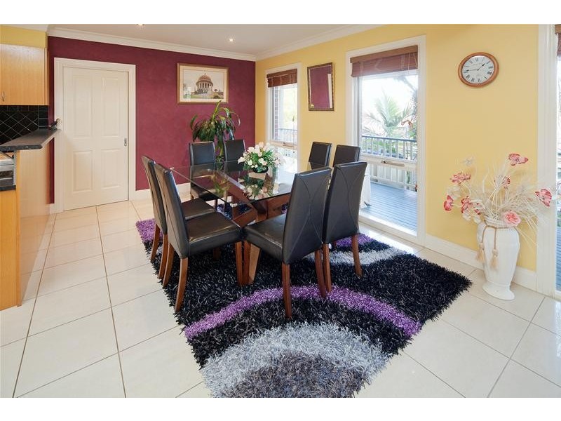 2 Classic Court, Berwick VIC 3806