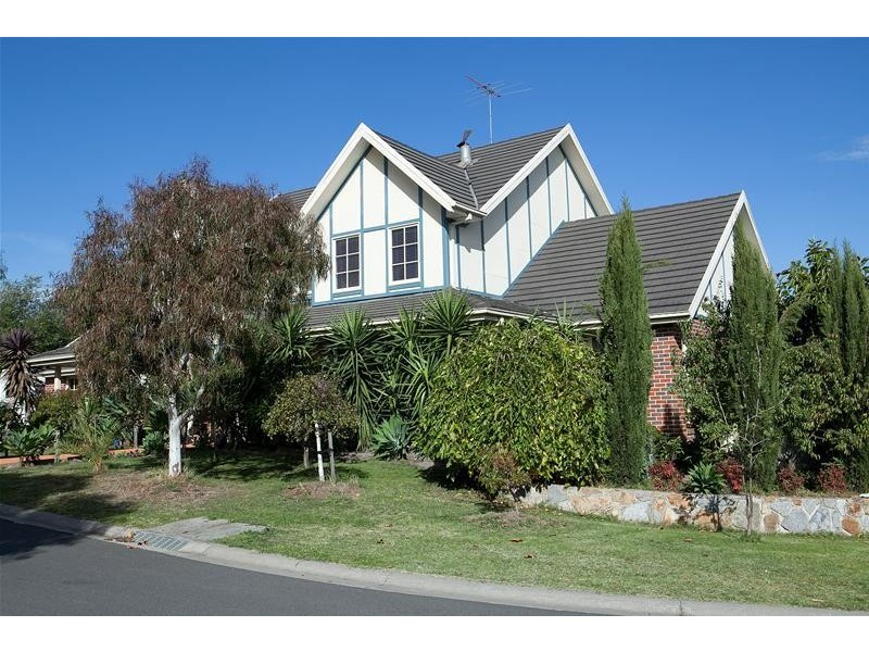 2 Classic Court, Berwick VIC 3806