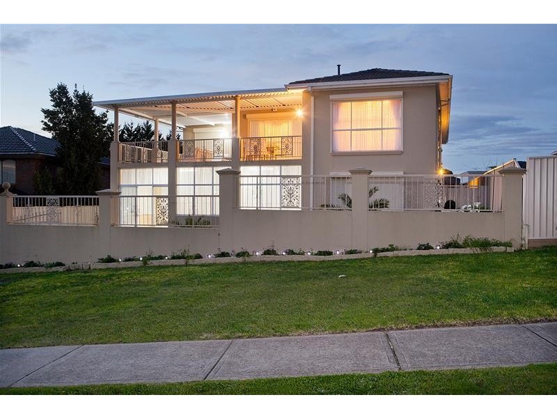 7 Schank  Place, Endeavour Hills VIC 3802