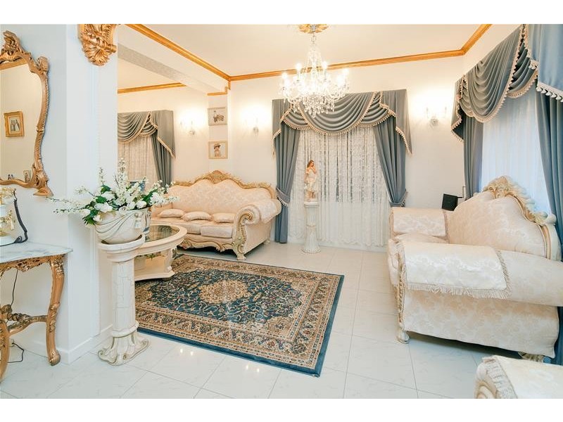 7 Schank  Place, Endeavour Hills VIC 3802