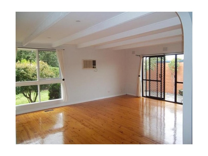 6 Alpine Crescent, Noble Park North VIC 3174