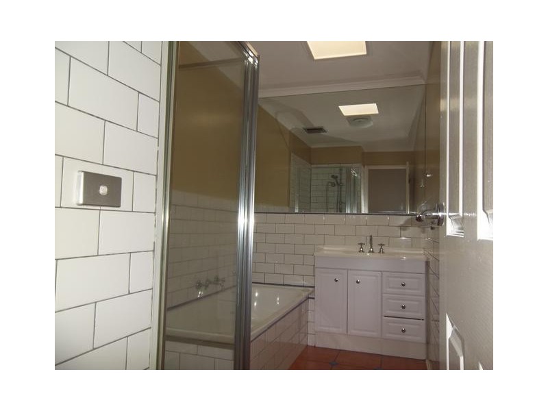 6 Alpine Crescent, Noble Park North VIC 3174