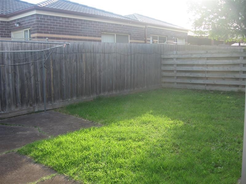 3/10 Day Street, Dandenong VIC 3175