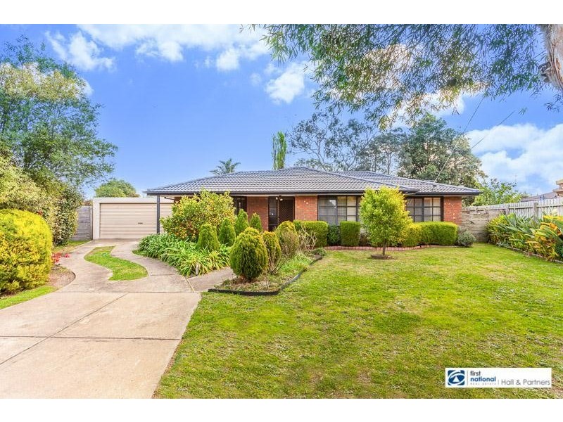 5 Tara  Place, Dandenong North VIC 3175