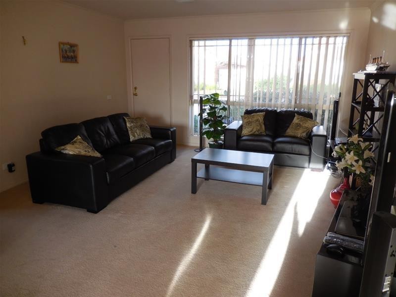 2/36-40 Hennessy Way, Dandenong North VIC 3175