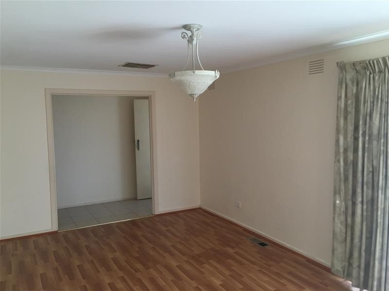 20 Neasham  Drive, Dandenong North VIC 3175