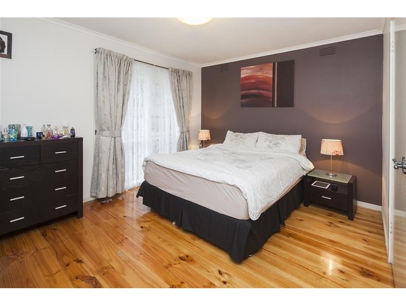 2/15 Adelaide Street, Dandenong VIC 3175