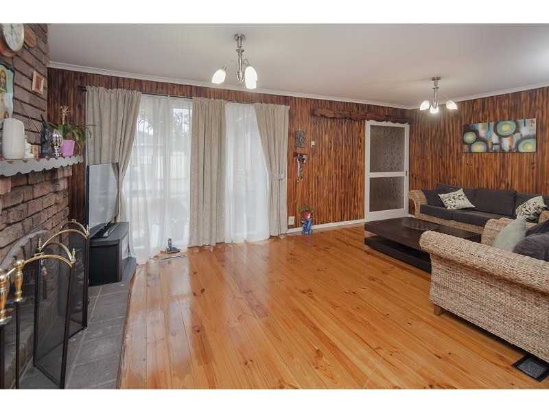 2/15 Adelaide Street, Dandenong VIC 3175