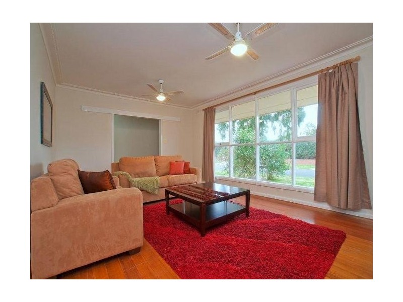 17 Bradshaw Street, Frankston VIC 3199