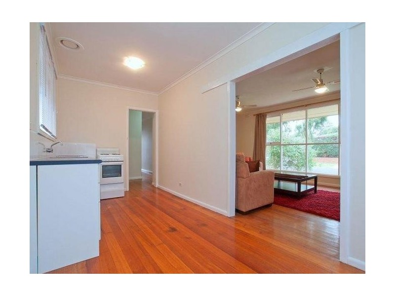 17 Bradshaw Street, Frankston VIC 3199