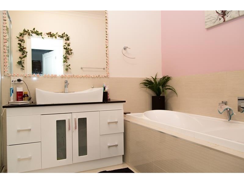 3/5 Blackwood Drive, Hampton Park VIC 3976