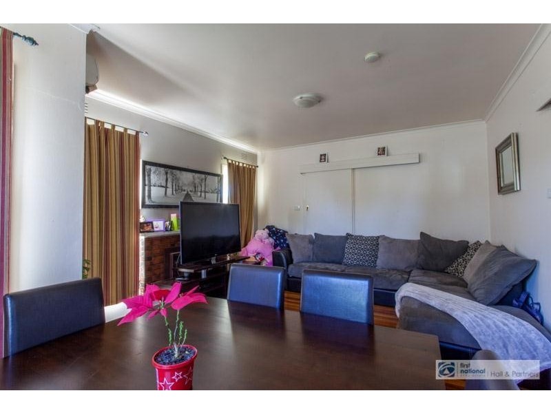 28 Nullawil Street, Springvale VIC 3171