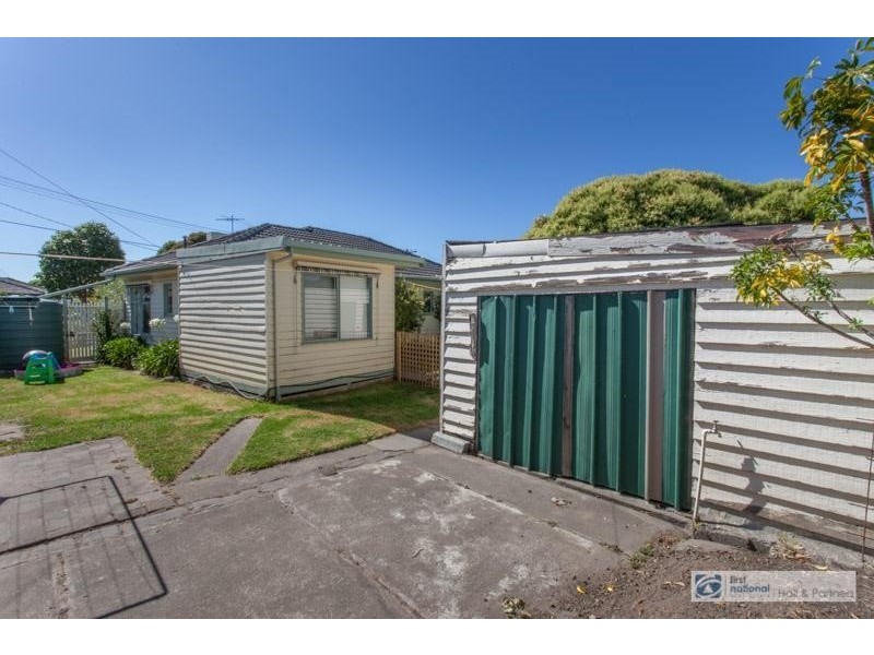 28 Nullawil Street, Springvale VIC 3171