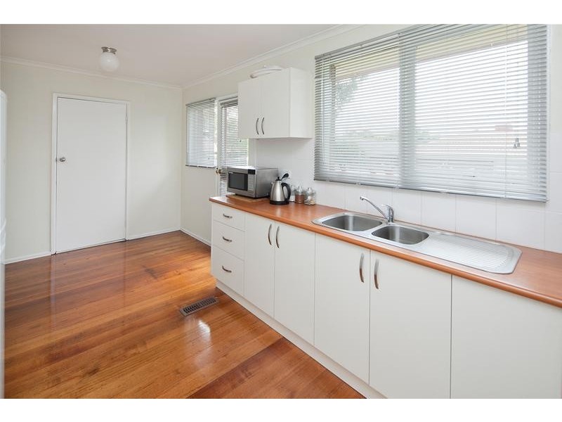 21 Lower Terrace Crescent, Noble Park North VIC 3174