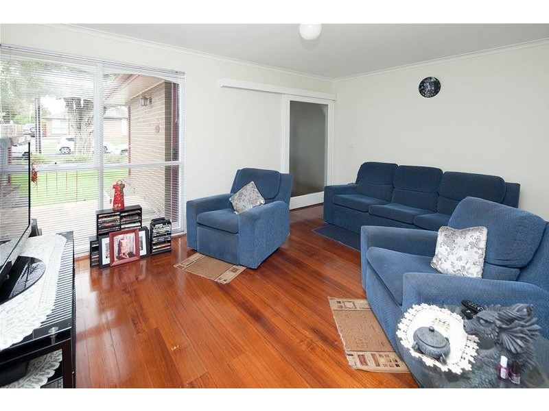 21 Lower Terrace Crescent, Noble Park North VIC 3174